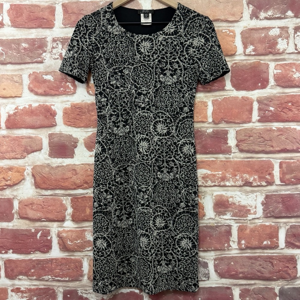 BCBG Vintage Dress Womens S Multicolor Boho Batik Floral Retro Casual Career